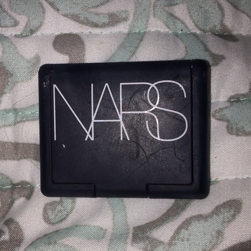 NARS Blush- deluxe sample size shade Goulue